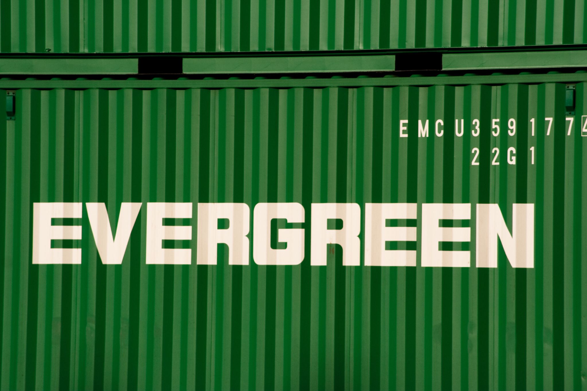 Evergreen shipping, ritirata la mobilità per 26 dipendenti