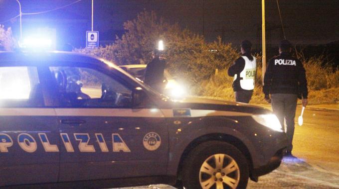 Savona, incidente con auto rubata: gli occupanti si danno alla fuga