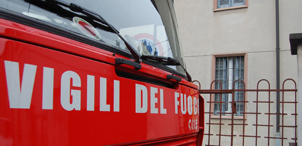 Incendio in un'azienda di Follo