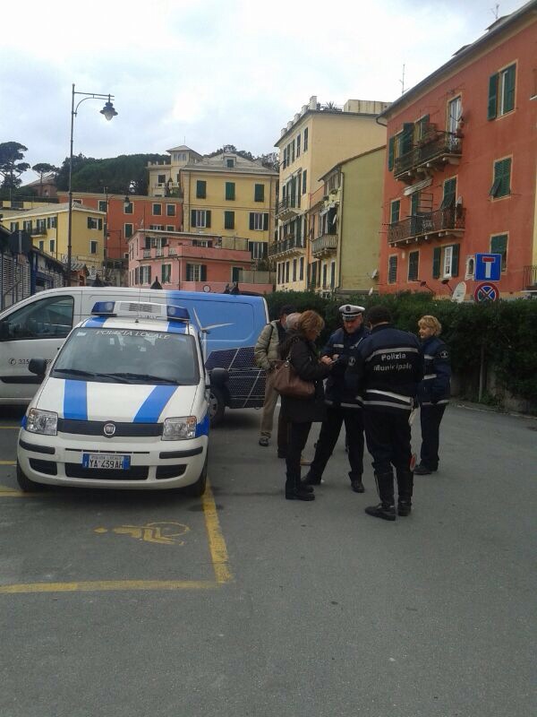 Giallo, cadavere di donna  alla  foce del torrente Sturla a Genova