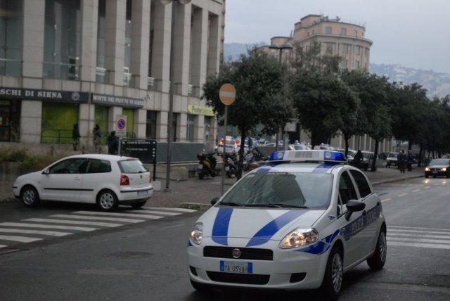 Disagi al traffico a Genova: chiuso il sottopassaggio di Caricamento e via Varenna