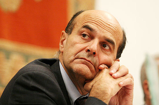 Pier Luigi Bersani dimesso dall'ospedale di Parma