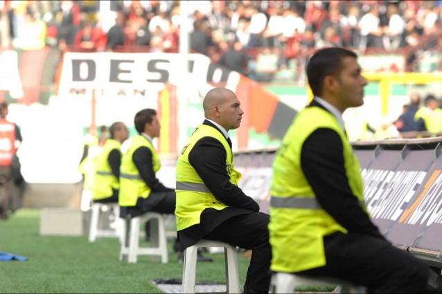 Senza stipendio da tre mesi, protestano gli steward del Ferraris