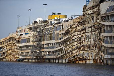 Costa Concordia, sub 30enne muore durante i lavori di rimozione