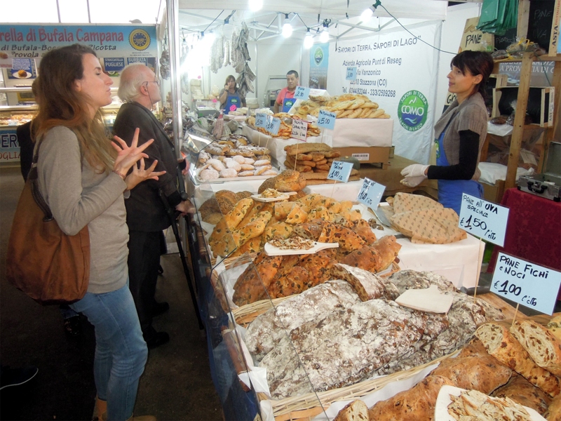 Commercianti in piazza a Roma, Cavo: 