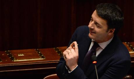 Al via il Governo Renzi che ottiene la fiducia in Senato: 378 si' e 220 no