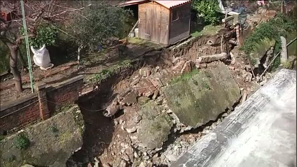 Tornano a casa le famiglie evacuate dopo la frana di via Montaldo