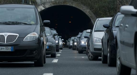 Lavori in A10, coda di 6 chilometri verso Genova