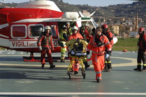 Incidenti stradali, moto contro un pullman a Zoagli: 55enne in fin di vita