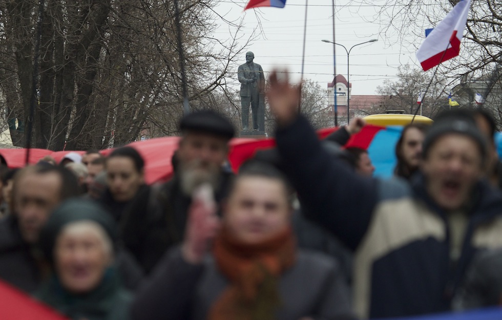 La Russia ha ammassato centomila soldati ai confini con l'Ucraina