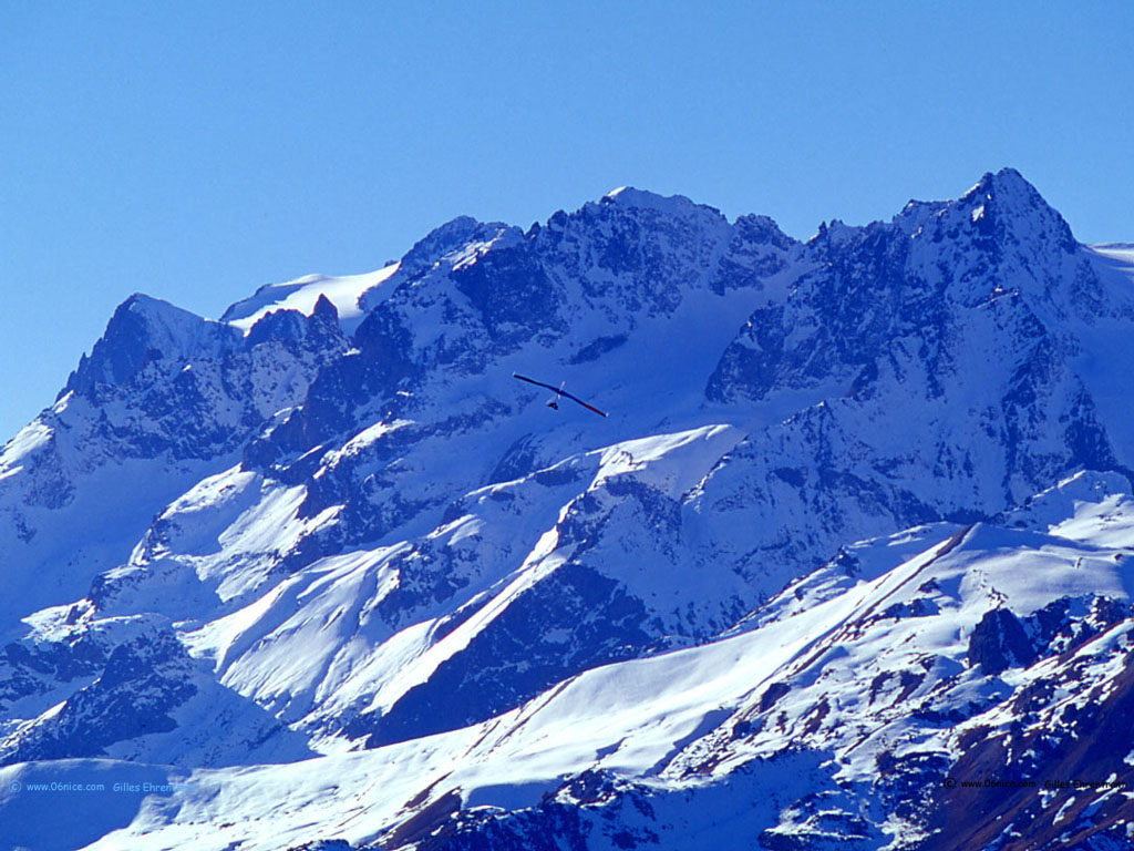 Due scialpinisti travolti da una valanga sulle Alpi Graie, uno è morto