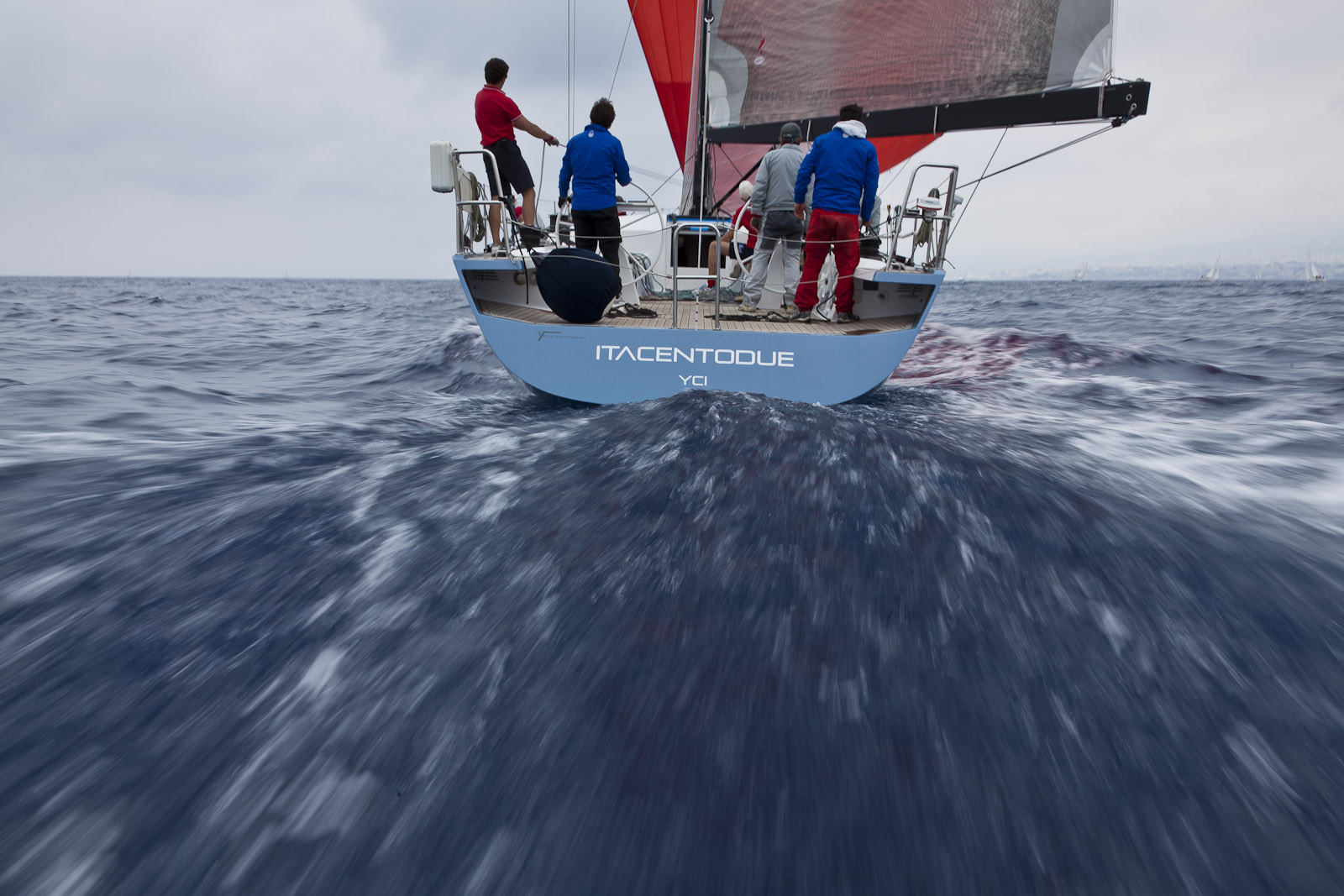 Itacentodue vince la Regata degli Isolotti, si aggiudica anche il Trofeo Achille e Giulia Boroli