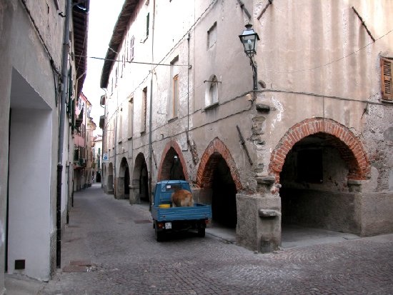 Immigrati fantasma in Val Bormida, arrestato un ristoratore