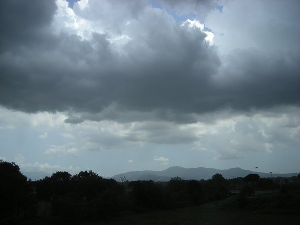 Meteo, attesi in Liguria nuovi addensamenti nuovolosi 