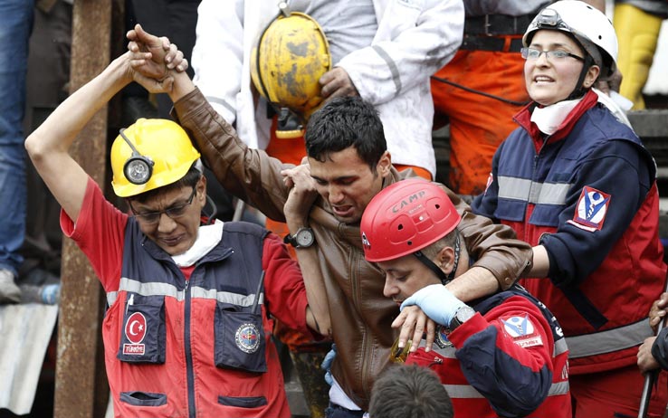 Disastro nella miniera turca di Soma, il bilancio, ancora provvisorio, è di 245 morti 