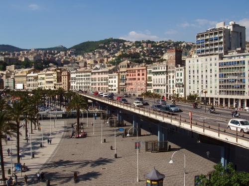 Il Giro d'Italia passa sulla sopraelevata di Genova