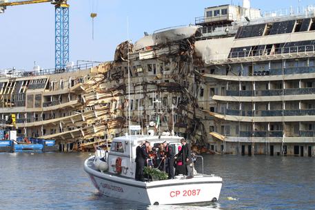 Concordia verso la Lanterna: già mobilitate le aziende genovesi