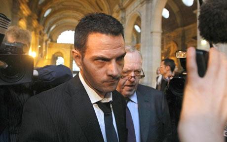 L'ex trader Kerviel lascia l'Italia: 