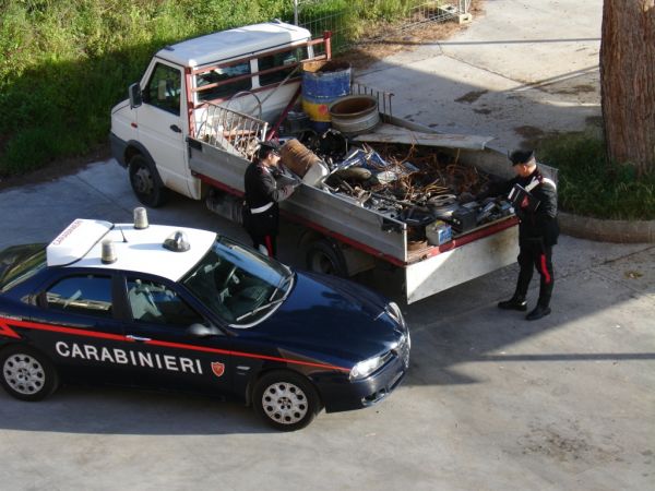 Moneglia, trasportavano rifiuti speciali senza permesso