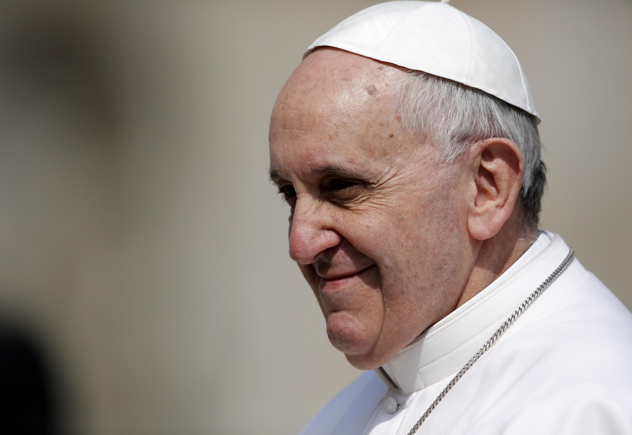 Papa Francesco prega al Muro del Pianto 