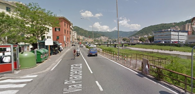 Lavoratori Cea in strada, bloccata Via Piacenza a Molassana 