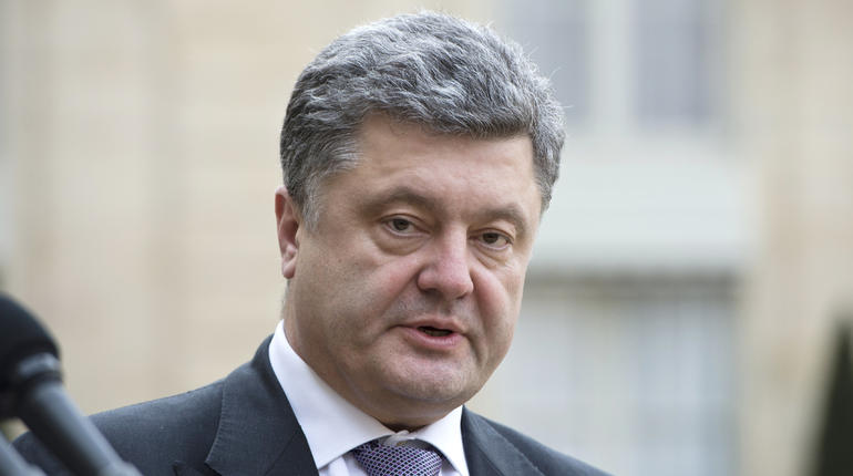 Poroshenko giura e rilancia: 