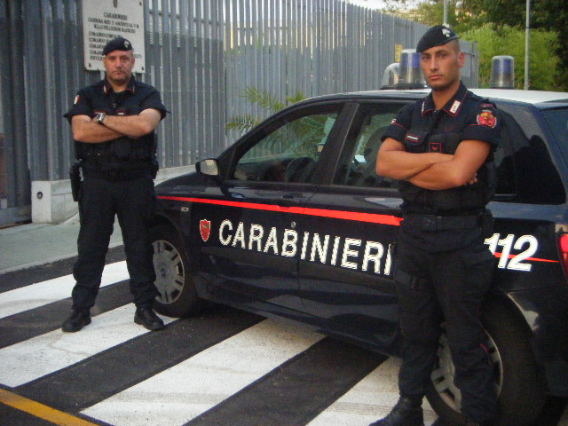 Operazione dei Carabinieri: arresti per droga ed estorsione