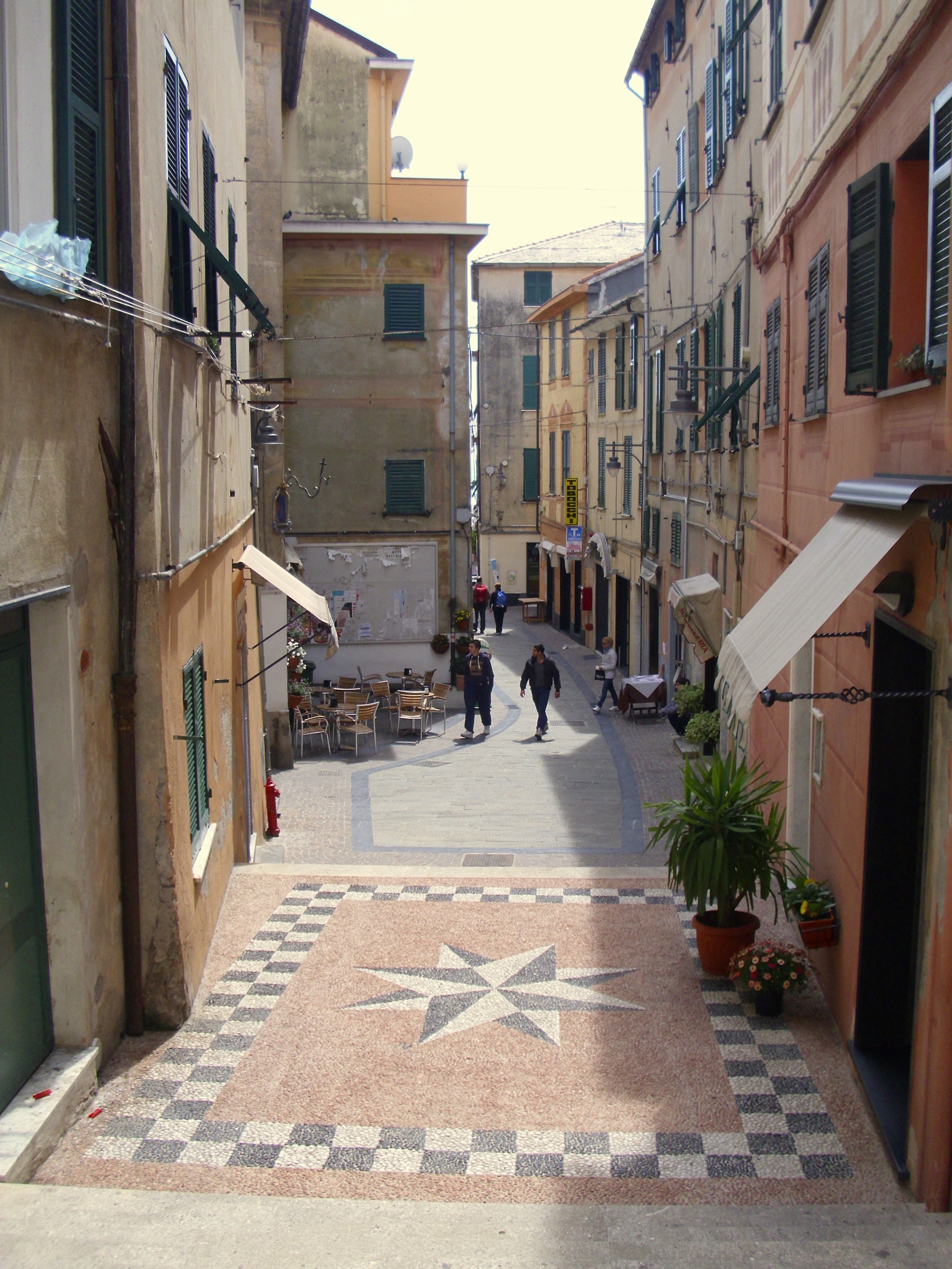 A Viaggio in Liguria la ricetta delle lumache e l'estate in riviera