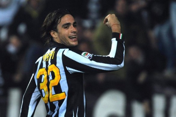 Matri apre al Genoa: 