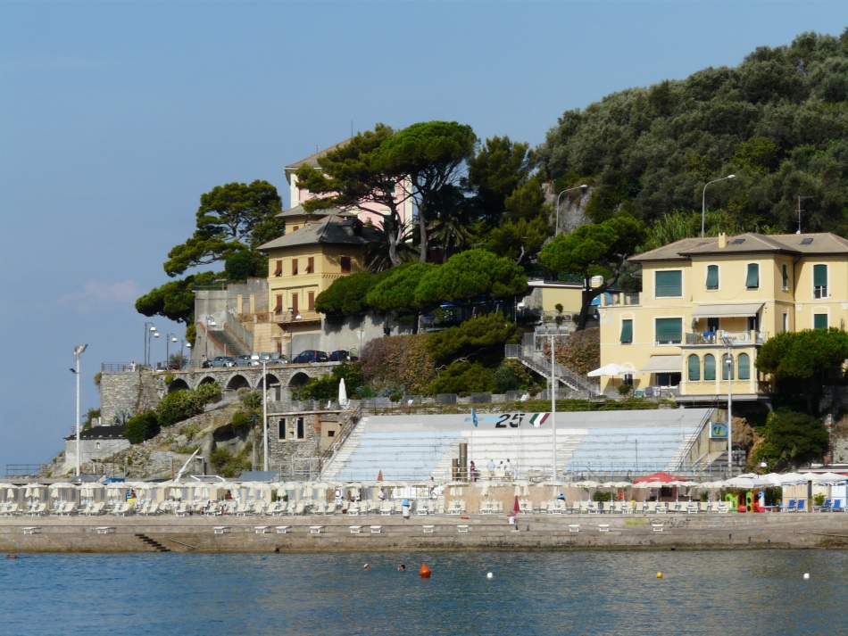 Piscina di Recco, dalla Regione via libera alla variante