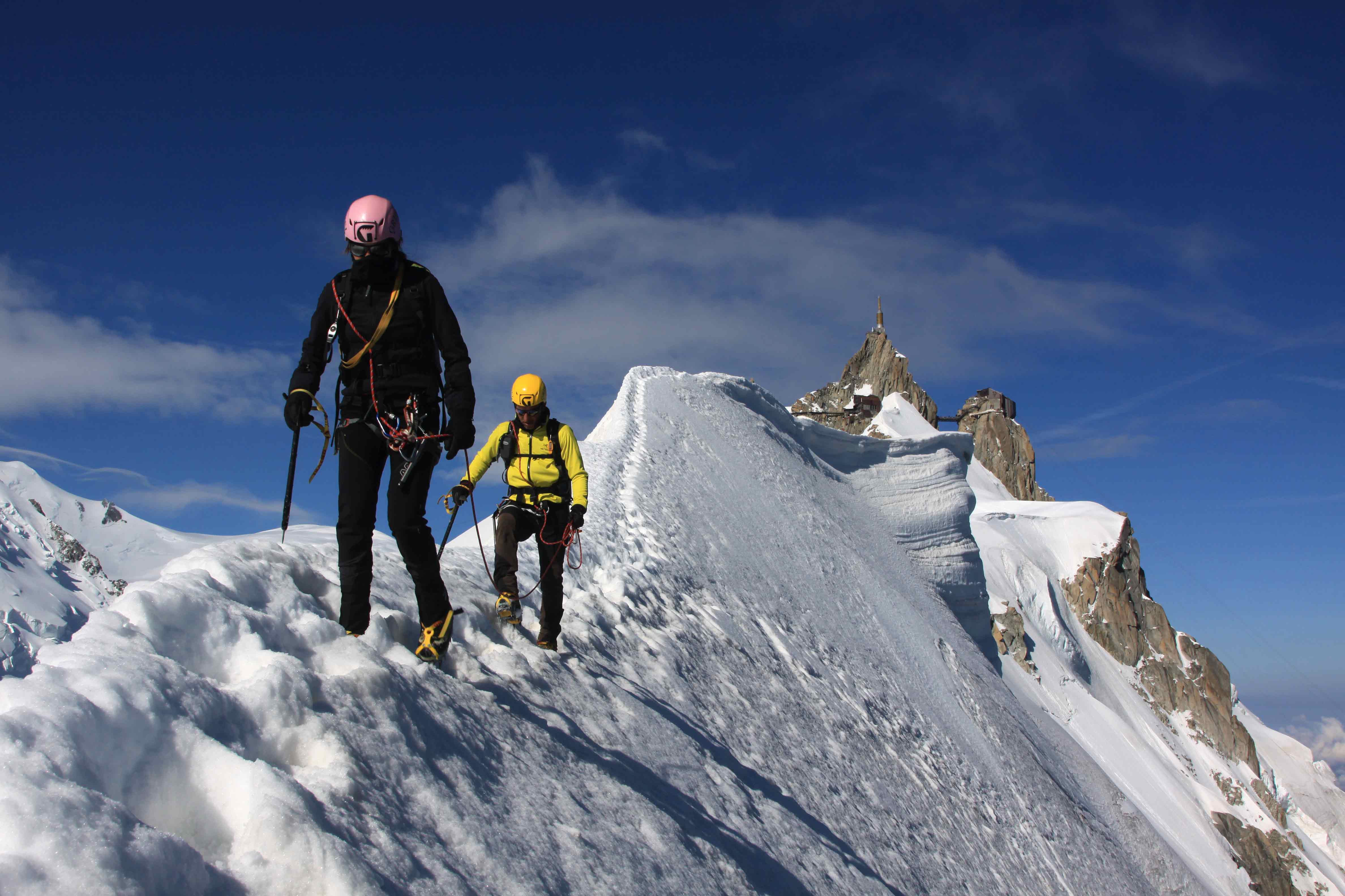 Guida alpina di Sestri Levante e 15enne dispersi sul Monte Bianco