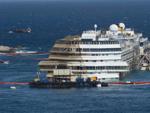 Concordia, ordinanza della Capitaneria: le limitazioni al traffico marittimo