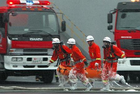 Drammatico incidente stradale in Cina, oltre 40 morti