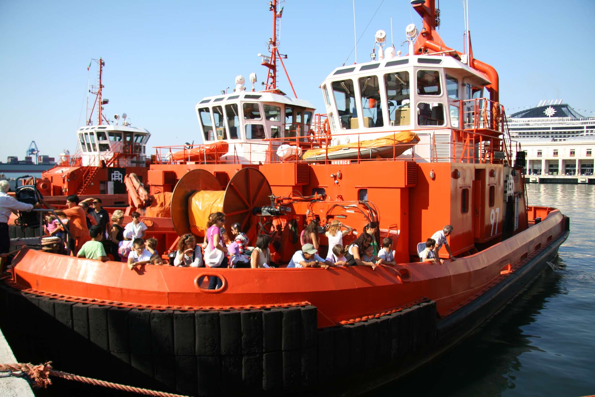 Concordia, partiti tutti i rimorchiatori del Vte: in porto tra circa due ore