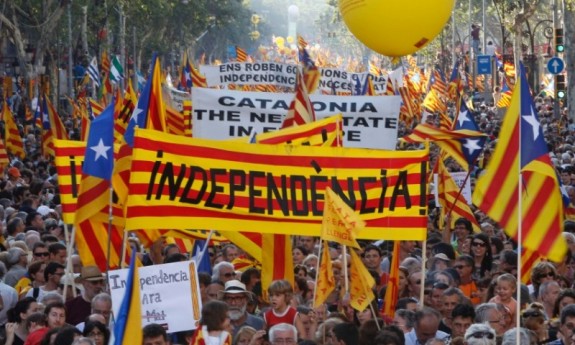 Spagna, la Corte sospende referendum sulla Catalogna