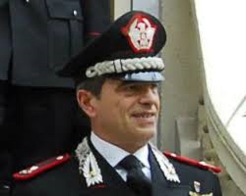 'Ndrangheta, generale carabinieri visita caserna