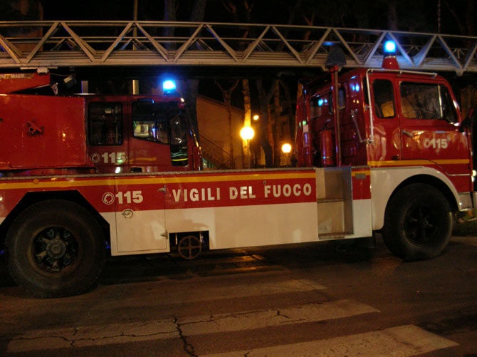 Incendio all'ex scuola di Taggia: 