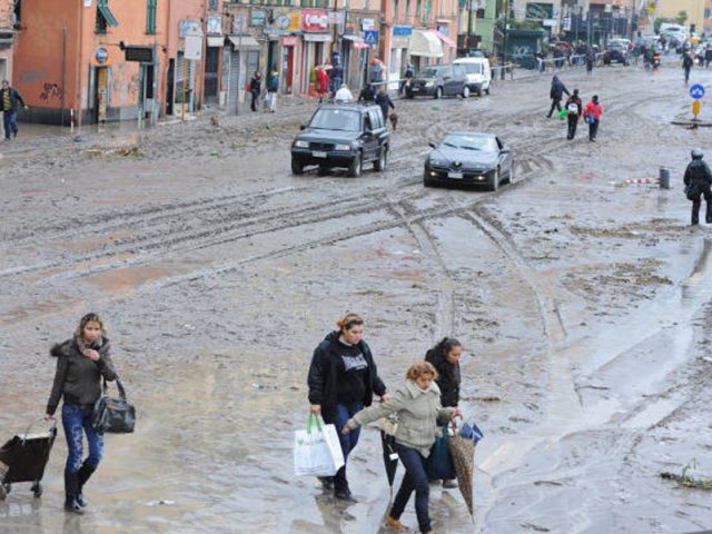 Raccolta fondi dei mass media, i primi assegni agli alluvionati