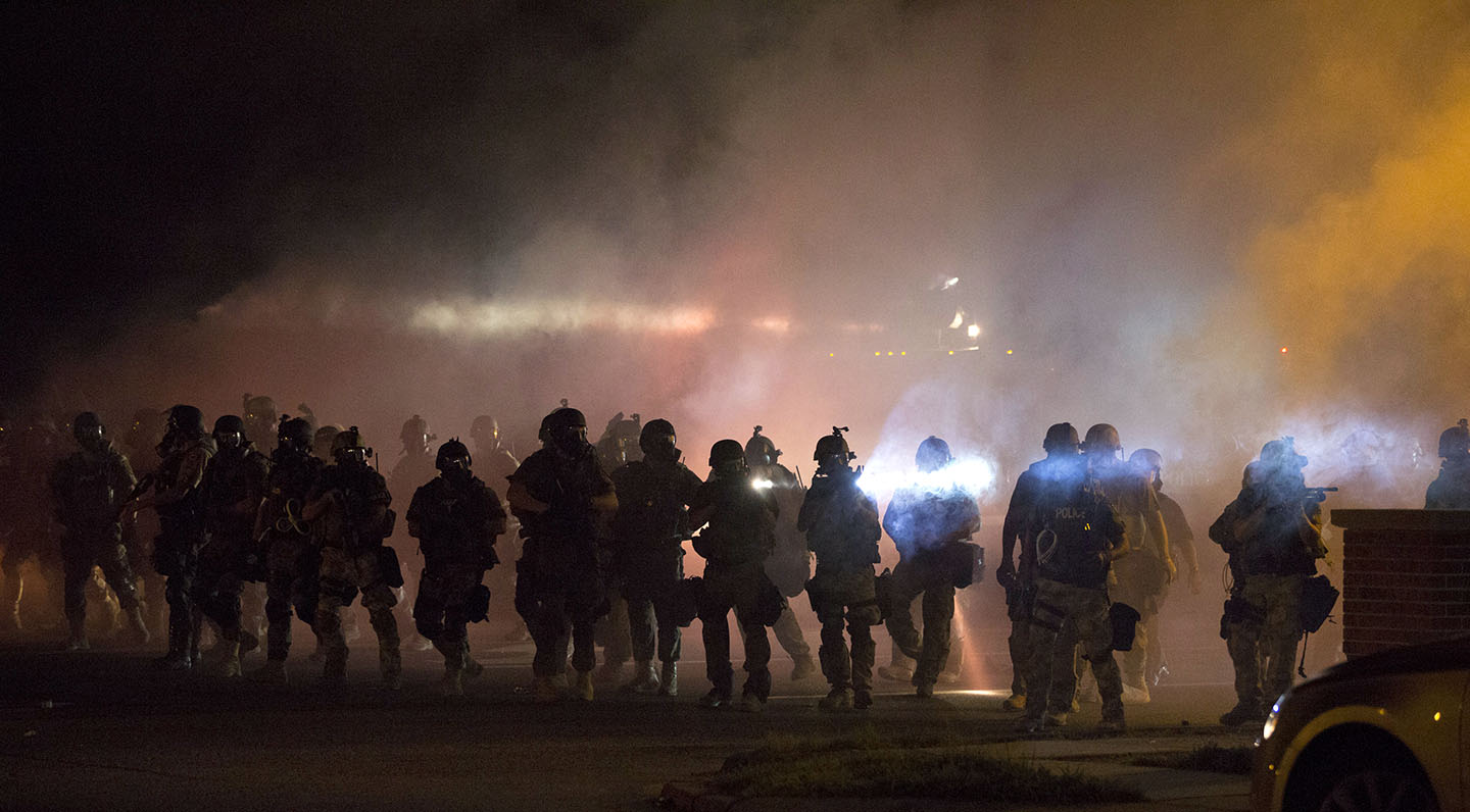 Ferguson, agente non incriminato: esplode la rabbia