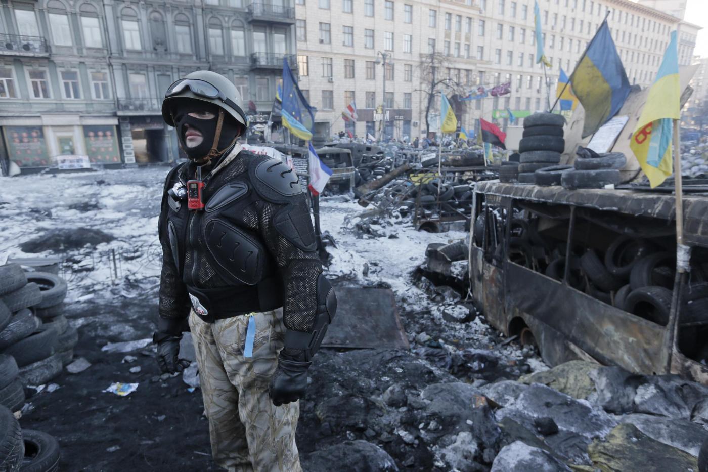 Ucraina, tregua scontri all'aeroporto di Donetsk