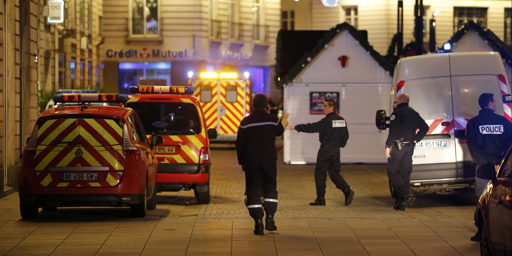 Camioncino sulla folla, attacco a Nantes, 11 persone ferite