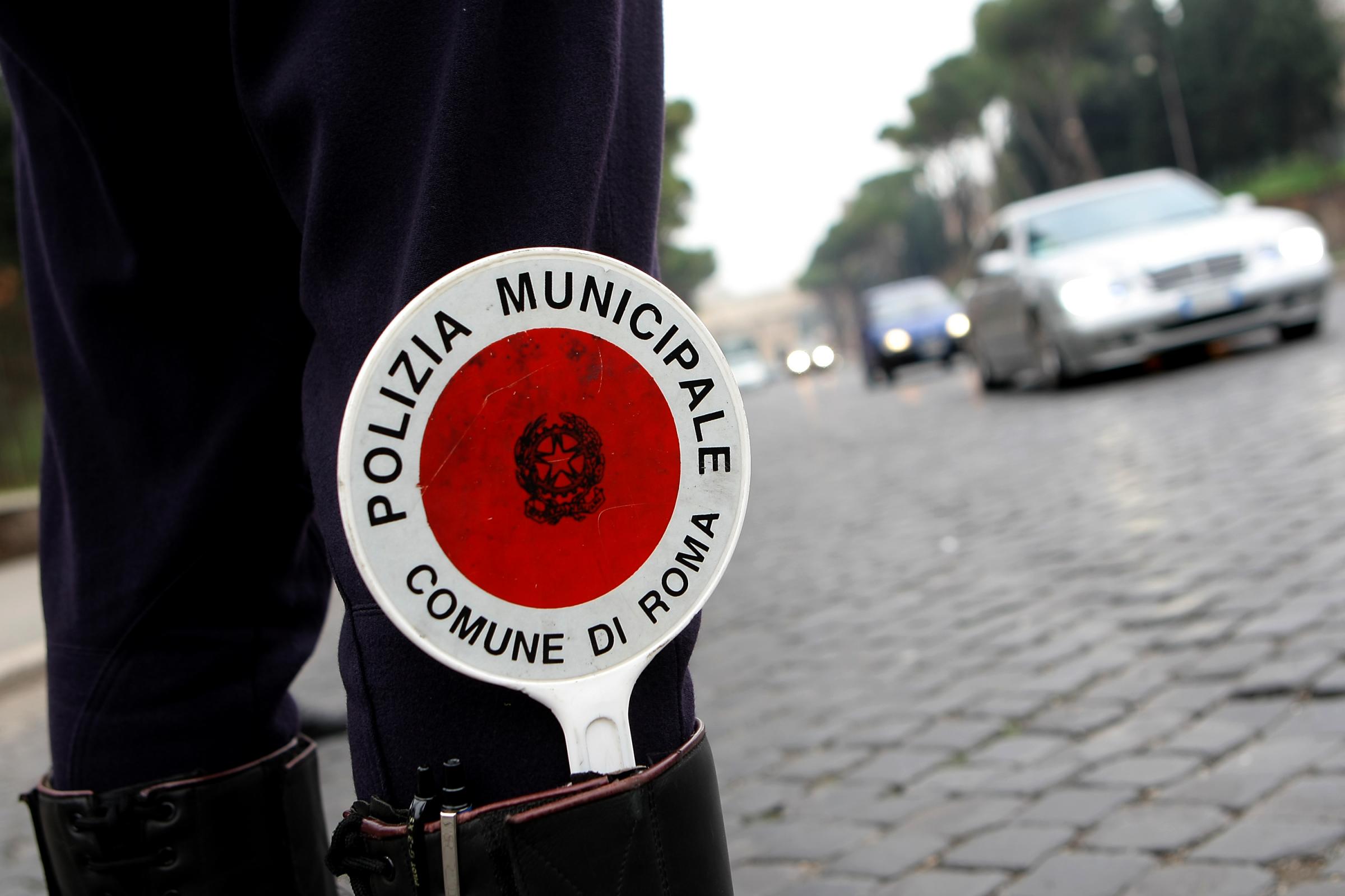 Vigili assenteisti a Roma, prosegue l'indagine interna 