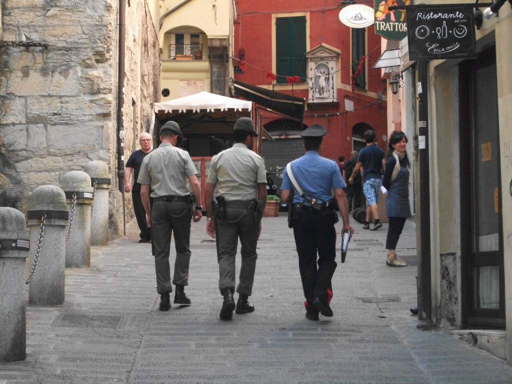 Alpini addio, l'Esercito lascia i vicoli di Genova