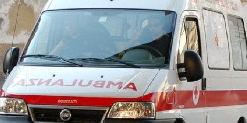 Incidente a Bolzaneto, motociclista si schianta e muore