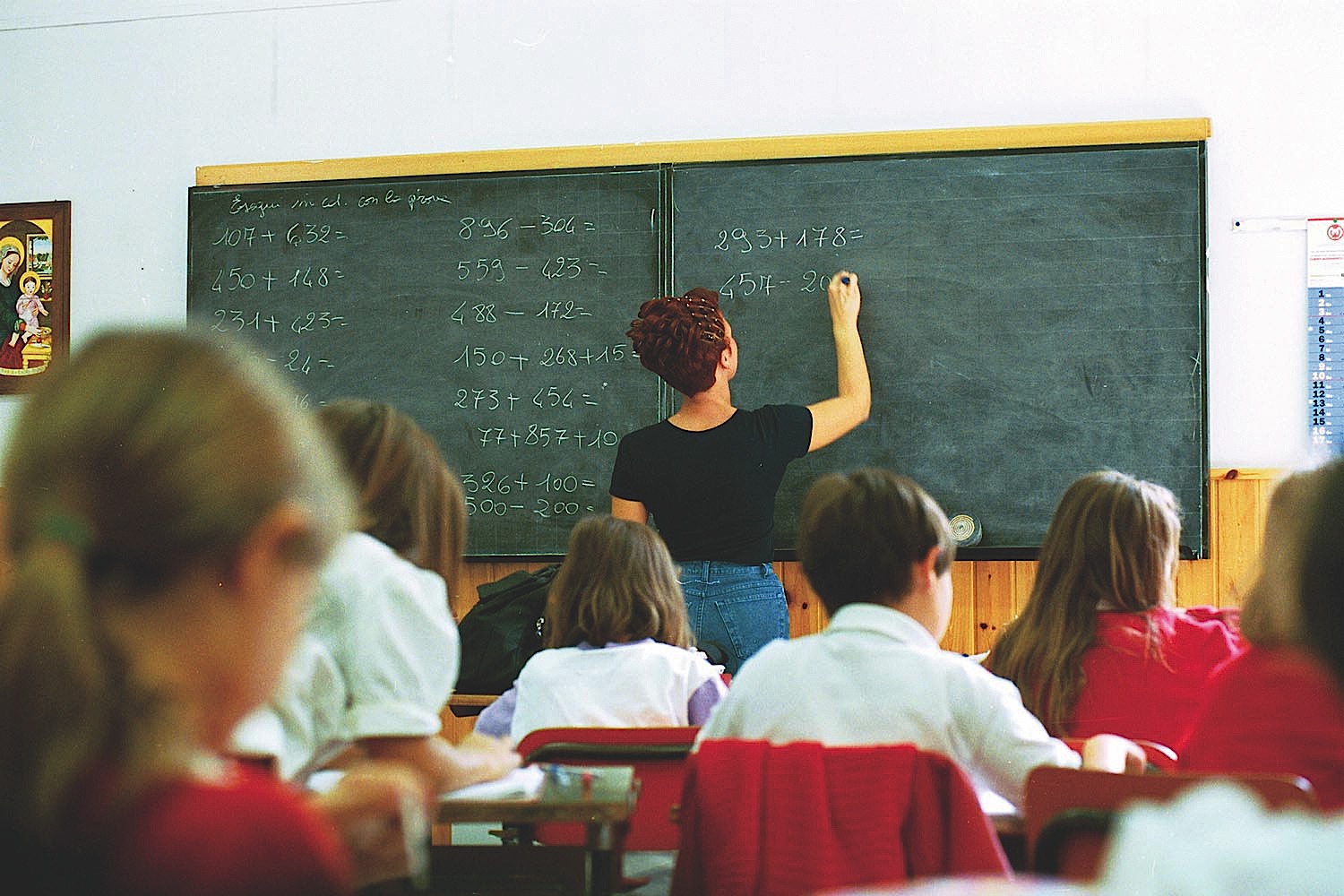 Scuola, da  giovedì iniziano le iscrizioni on line 