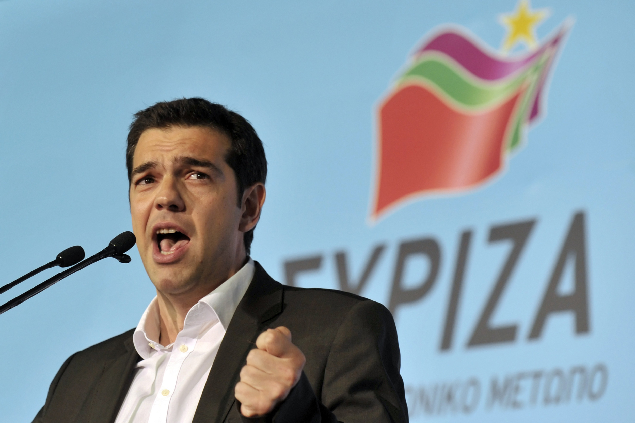 Tsipras. stop a due privatizzazioni intanto tratta con l'Unione Europea 