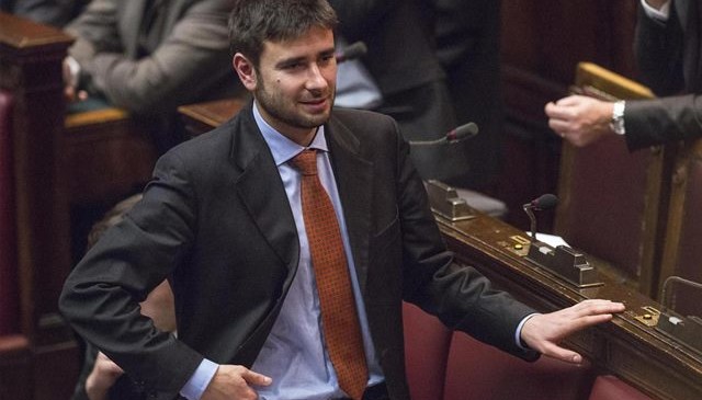 Appalti e tangenti, Di Battista (M5S): 