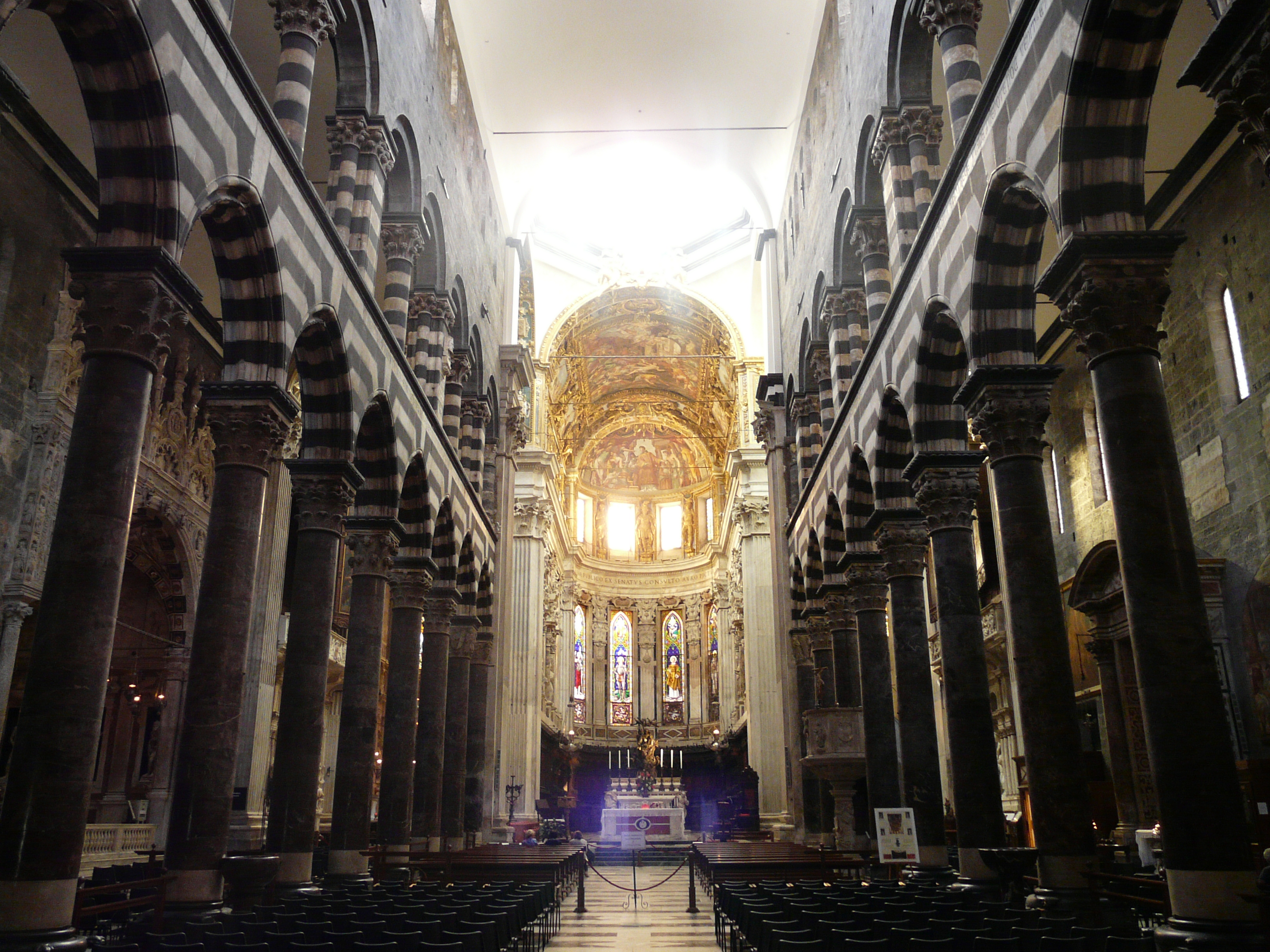 L'architettura nella Chiesa di oggi, venerdì in Cattedrale con il cardinal Bagnasco