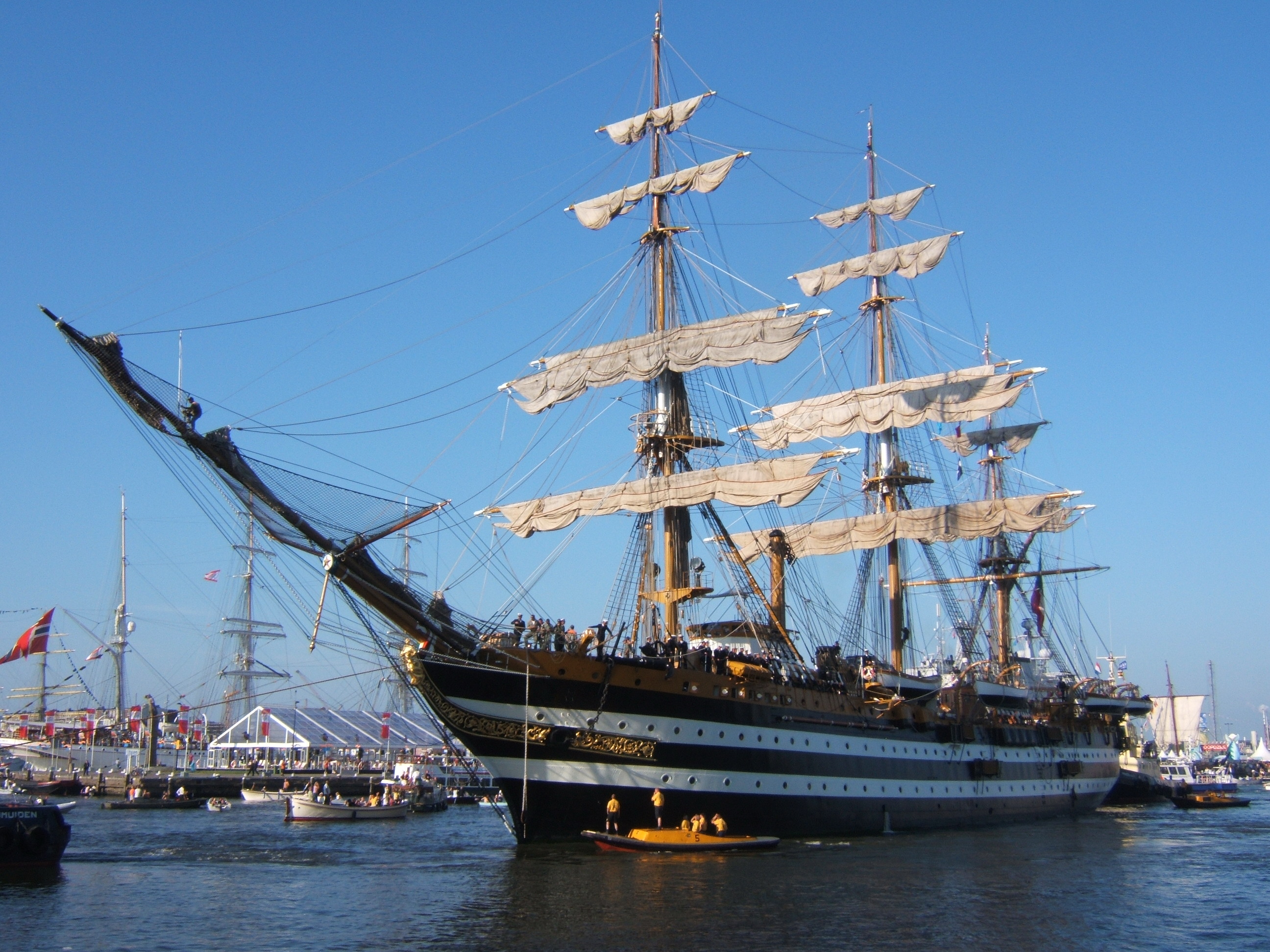 L'Amerigo Vespucci sarà pronto per l'estate 2016