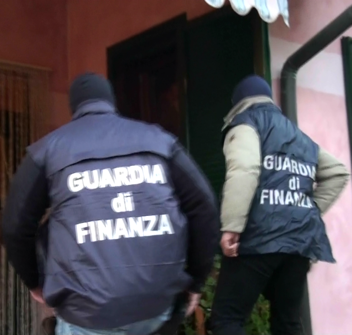 Cocaina dal Brasile, sequestro da 80 chili: arresti anche a La Spezia 